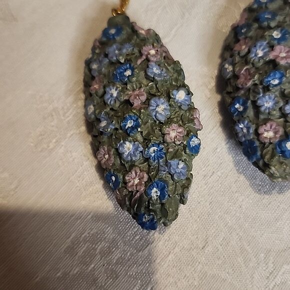 Blue and Purple Crystal Accents for Decor - Picture 3 of 3